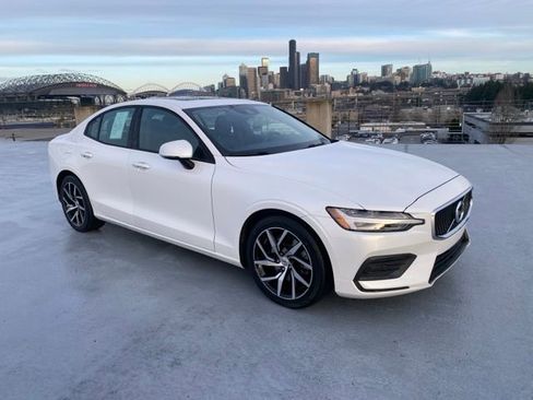 Used 2020 Volvo S60 T5 Momentum w/ Protection Package Premier image 1