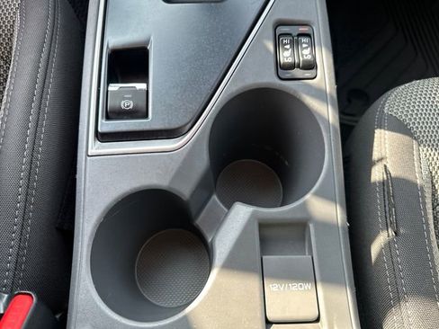 Certified 2024 Subaru Crosstrek 2.0i Premium image 33