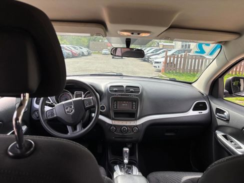 Used 2012 Dodge Journey SE FWD image 5