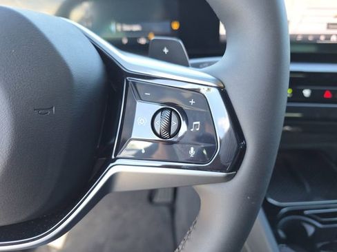 New 2025 BMW 530i w/ Premium Package image 31