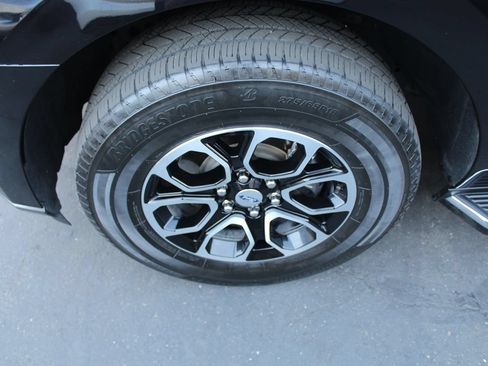 Used 2022 Ford Expedition XLT AWD/4WD image 11