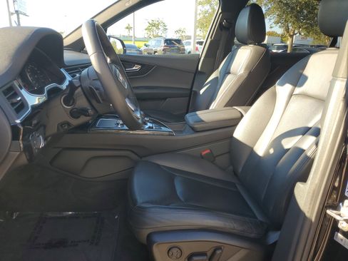Used 2019 Audi Q7 3.0T Premium image 13