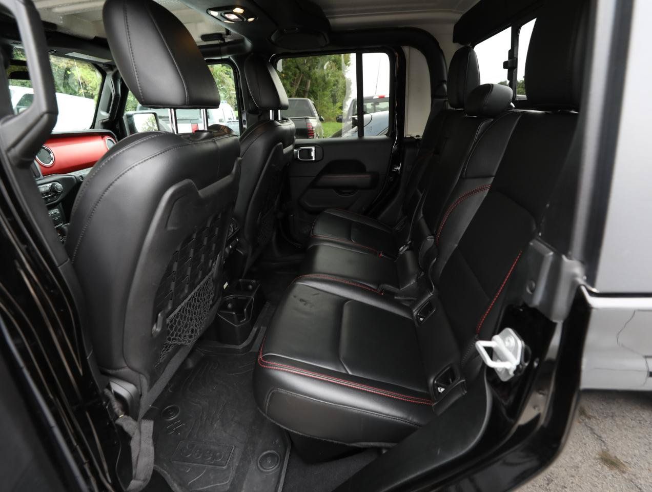 Used 2020 Jeep Gladiator Rubicon AWD/4WD image 15