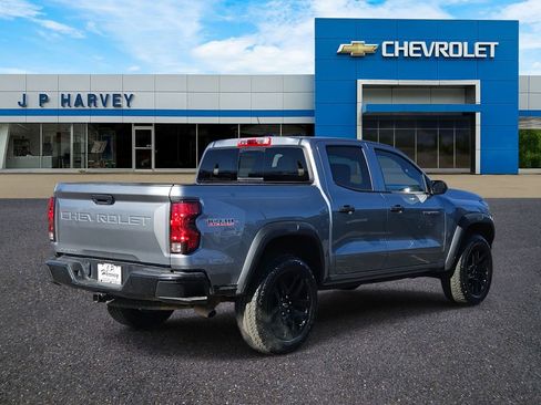 Used 2024 Chevrolet Colorado Trail Boss w/ Advanced Trailering Package image 4