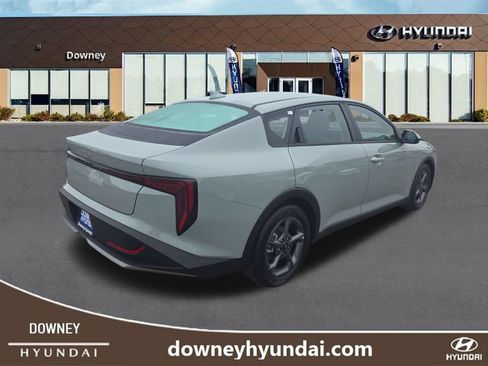 Used 2025 Kia K4 FWD image 5