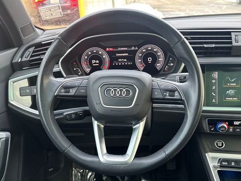 Used 2021 Audi Q3 2.0T Premium Plus w/ Premium Plus Package image 14