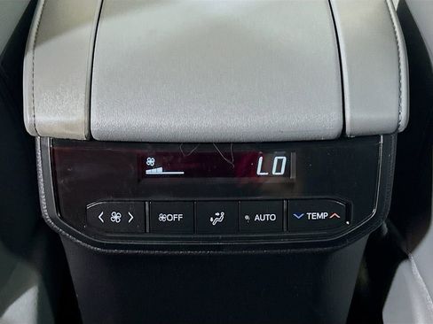 New 2026 Toyota Highlander Limited AWD/4WD image 24
