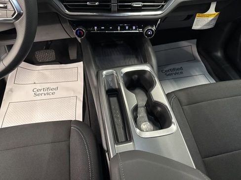 New 2026 Chevrolet Equinox EV LT FWD image 18