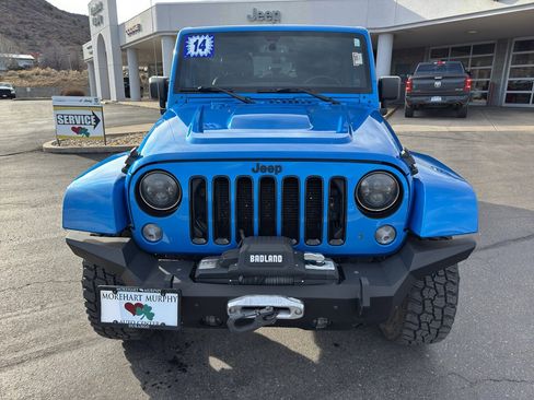 Used 2014 Jeep Wrangler Unlimited Sahara image 2
