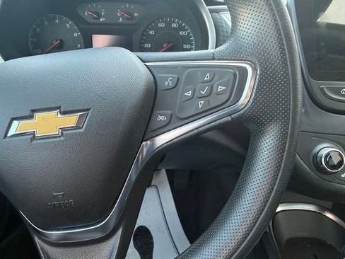Used 2024 Chevrolet Malibu LT FWD image 17