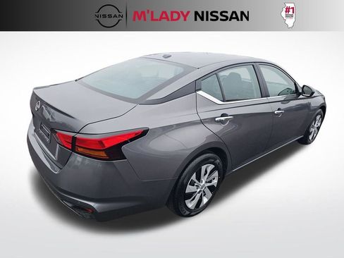 Used 2025 Nissan Altima 2.5 S image 6