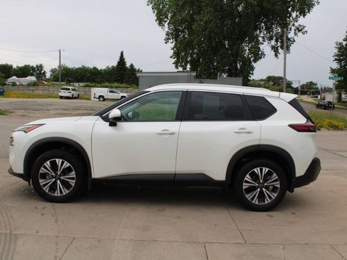 Used 2023 Nissan Rogue SV w/ SV Premium Package AWD/4WD image 5