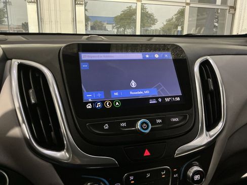 Used 2021 Chevrolet Equinox LT AWD/4WD image 21