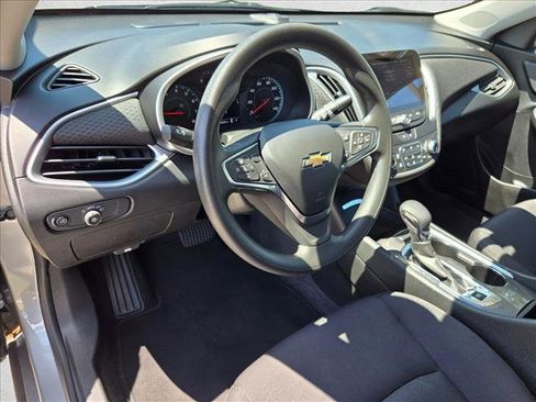 Used 2024 Chevrolet Malibu LT FWD image 10