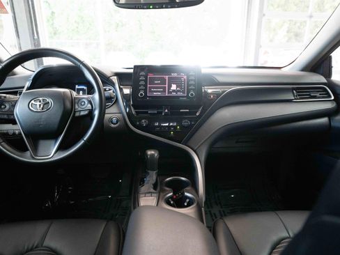 Used 2024 Toyota Camry SE w/ Convenience Package FWD image 20