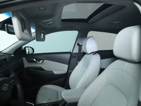 Used 2022 Hyundai Kona Limited w/ Cargo Package image 20