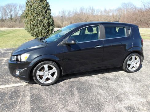 Used 2015 Chevrolet Sonic LTZ image 8