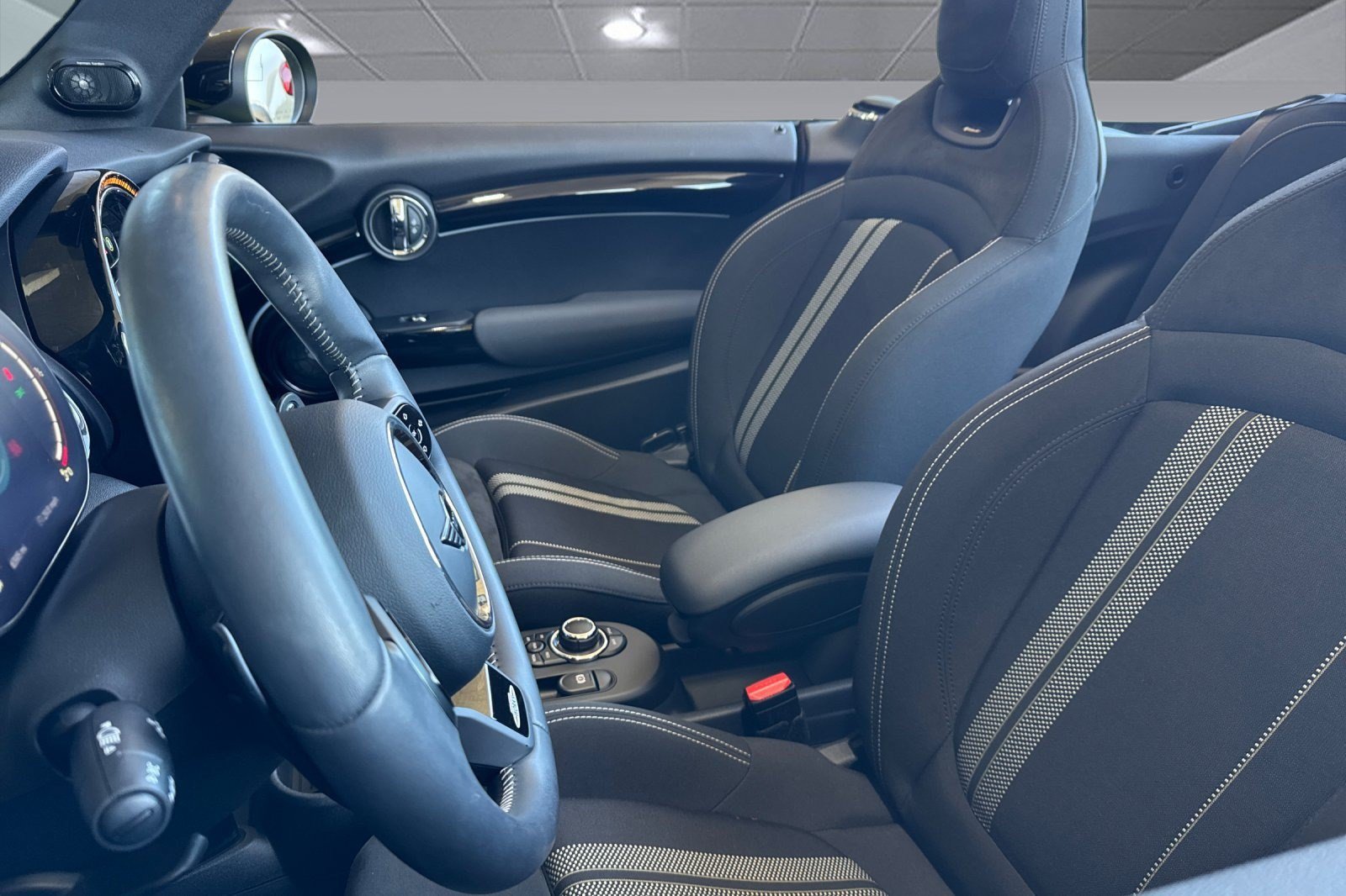 Used 2024 MINI Cooper John Cooper Works FWD image 5