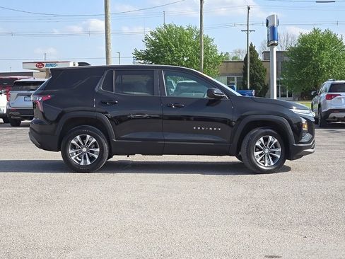 Used 2025 Chevrolet Equinox LT FWD image 8