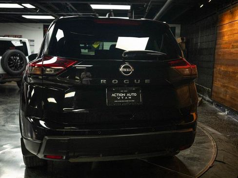 Used 2024 Nissan Rogue S FWD image 6