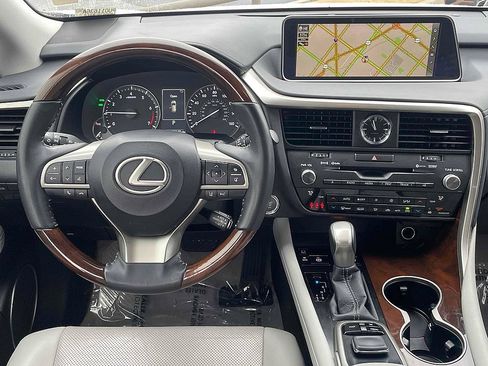 Used 2017 Lexus RX 350 FWD w/ Premium Package image 11