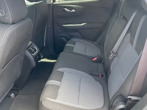 Used 2025 Chevrolet Blazer LT AWD/4WD image 12