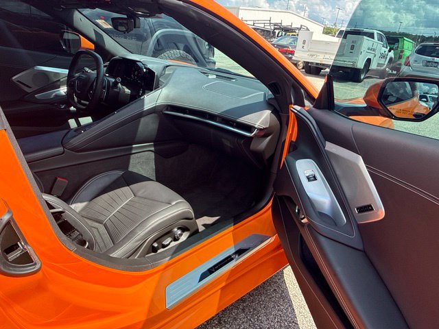 Used 2022 Chevrolet Corvette Stingray Preferred Conv w/ Z51 Performance Package RWD image 11