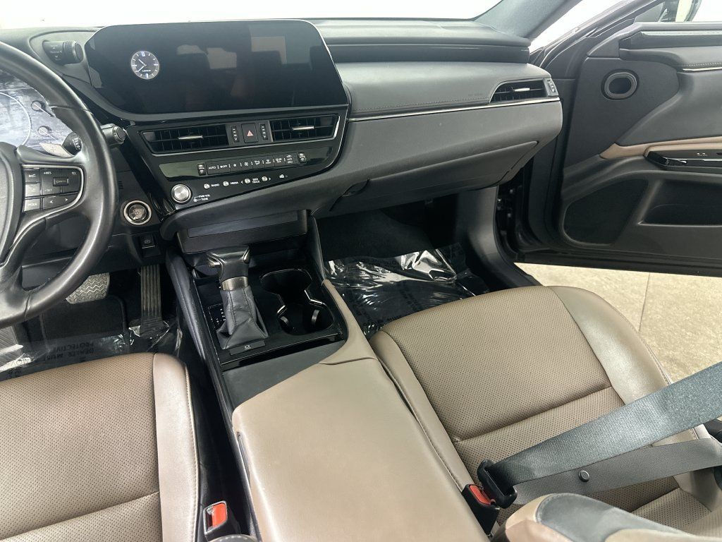 Used 2023 Lexus ES 350 w/ Accessory Package (Z1) FWD image 21
