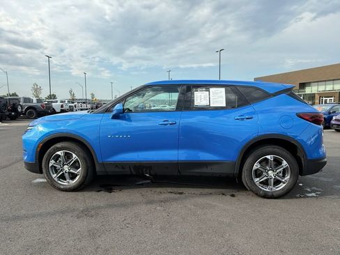Used 2025 Chevrolet Blazer LT AWD/4WD image 9