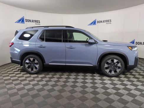 New 2026 Honda Pilot Touring image 6