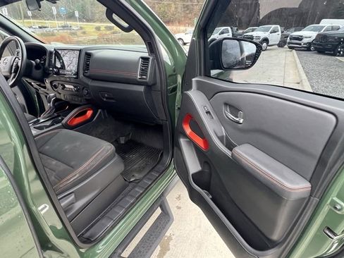 Used 2022 Nissan Frontier PRO-4X w/ Off-Road Protection Package image 28