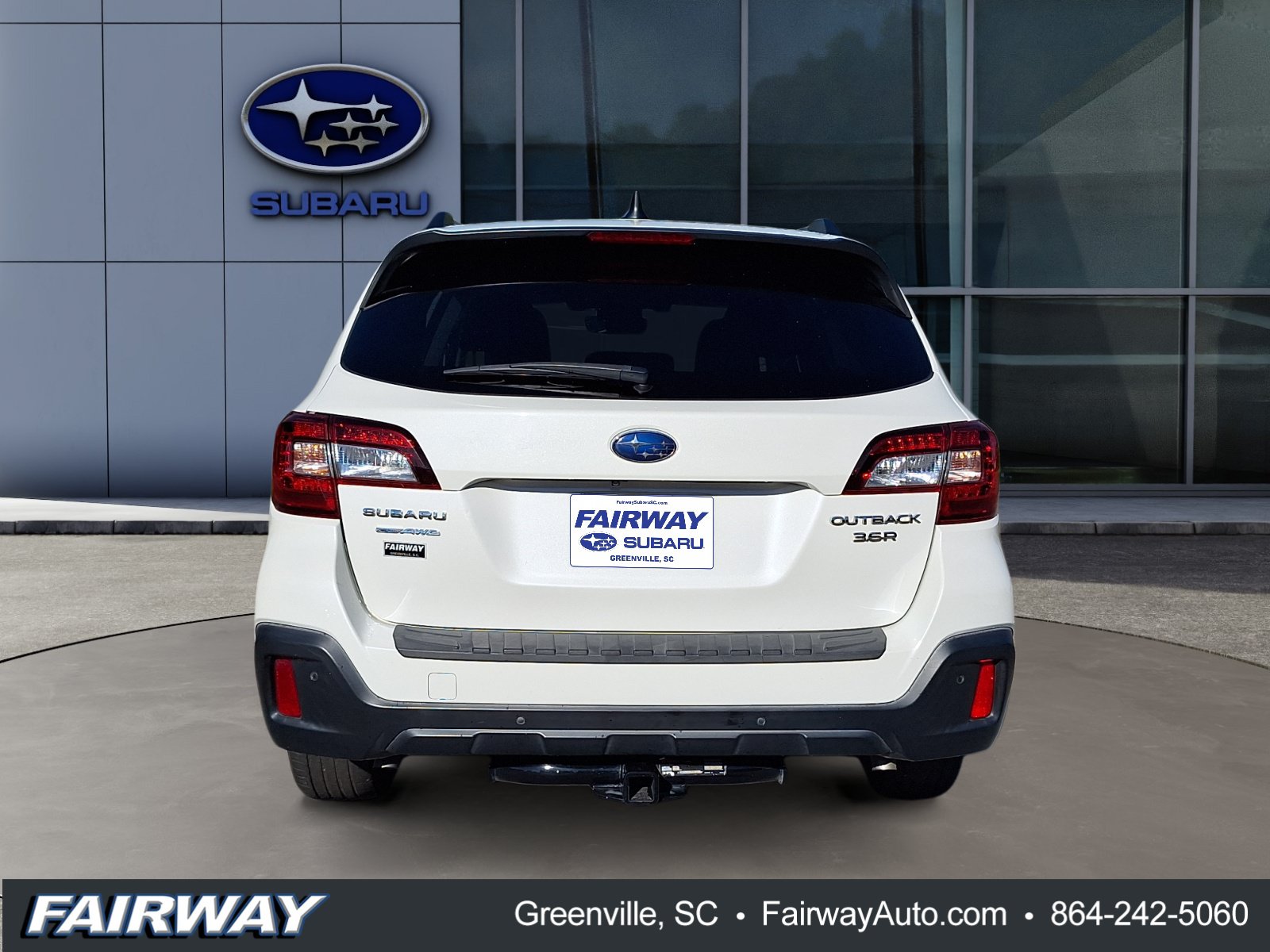 Used 2019 Subaru Outback 3.6R Touring w/ Popular Package #3A AWD/4WD image 6