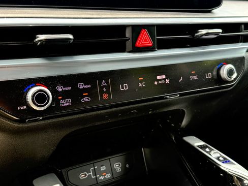 Certified 2024 Kia Sorento SX AWD/4WD image 21