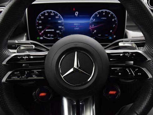 Used 2025 Mercedes-Benz GLC 43 AMG AMG GLC 43 image 23