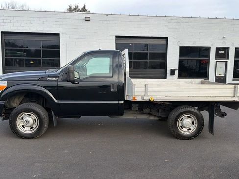Used 2012 Ford F250 XL w/ Snow Plow Prep Pkg image 4