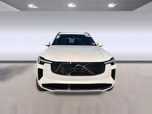 New 2026 Volvo XC90 T8 Plus w/ Protection Package image 6