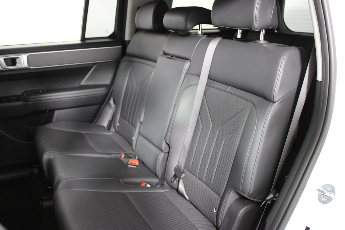 Used 2026 Hyundai Santa Fe SEL FWD image 22