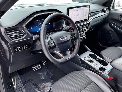 Certified 2023 Ford Escape ST-Line Select w/ Tech Pack #2 image 13