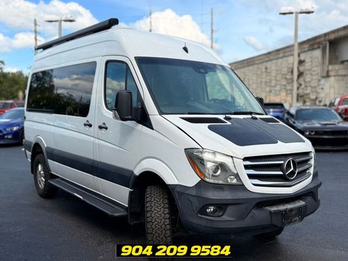 Used 2017 Mercedes-Benz Sprinter 2500 image 12