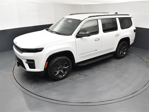 New 2026 Jeep Grand Wagoneer Limited image 15