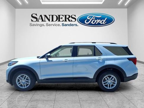New 2026 Ford Explorer Active AWD/4WD image 3