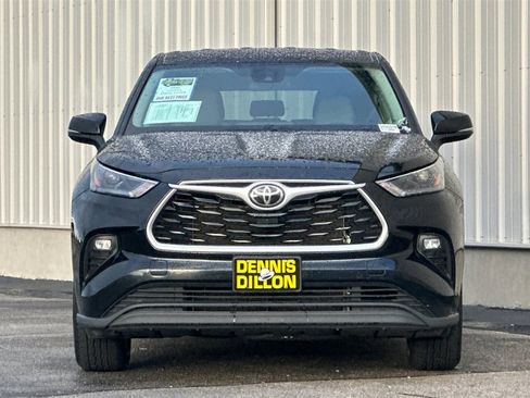 Used 2022 Toyota Highlander LE image 10