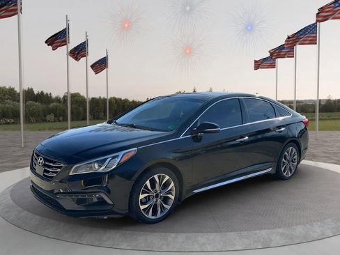 Used 2017 Hyundai Sonata Limited 2.0T image 1