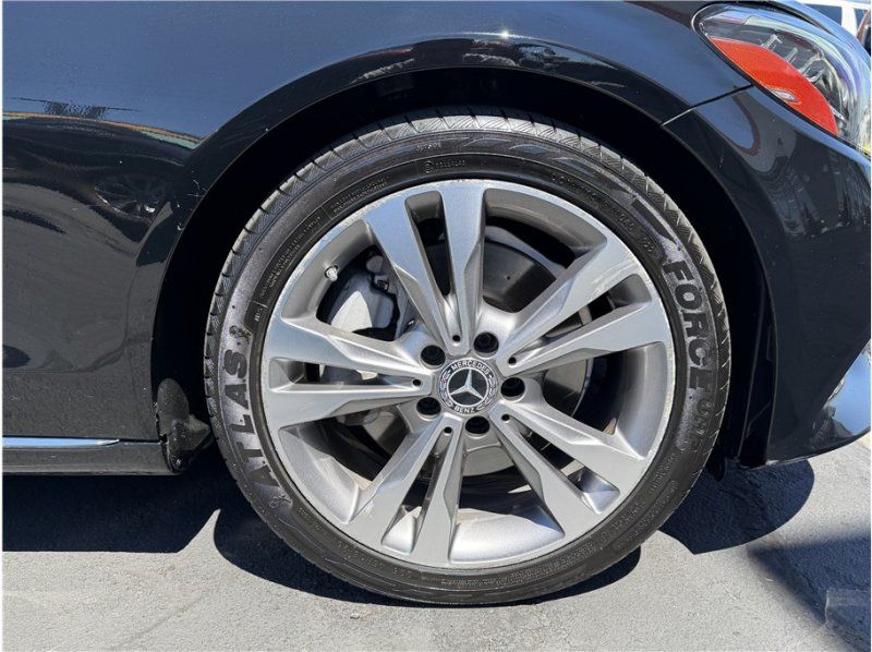 Used 2019 Mercedes-Benz C 300 Sedan image 7