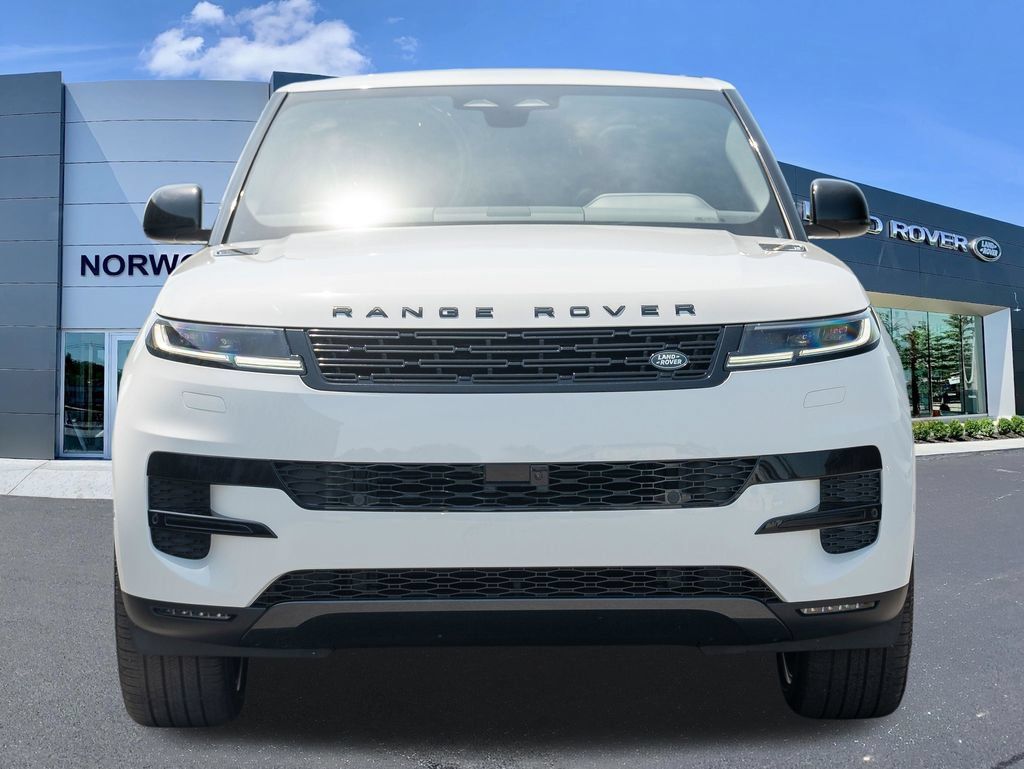 New 2026 Land Rover Range Rover Sport SE AWD/4WD image 2
