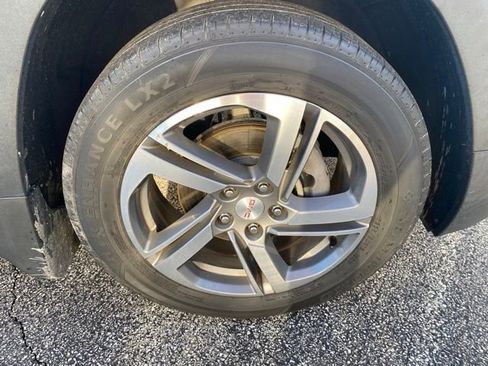 Used 2019 GMC Terrain SLT w/ Preferred Package FWD image 9