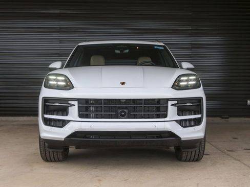 New 2026 Porsche Cayenne AWD/4WD image 10
