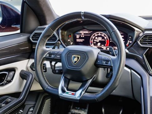 Used 2023 Lamborghini Urus S image 18