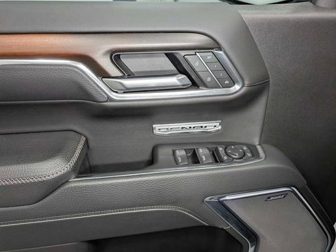 Certified 2025 GMC Sierra 1500 Denali w/ Denali Reserve Package image 42