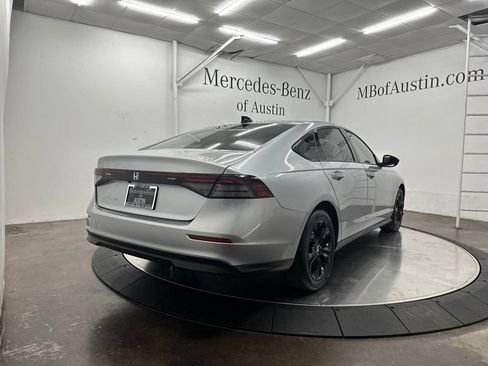 Used 2025 Honda Accord SE image 7